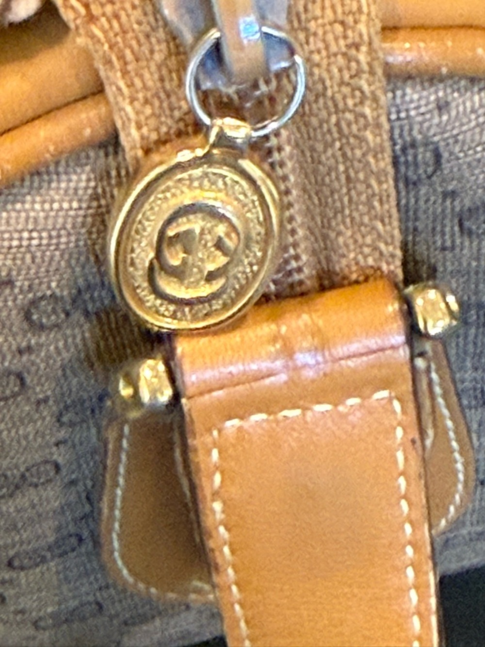 Gucci Brown/Tan Micro GG Canvas and Leather Crossbody Bag - Picture 11 of 17